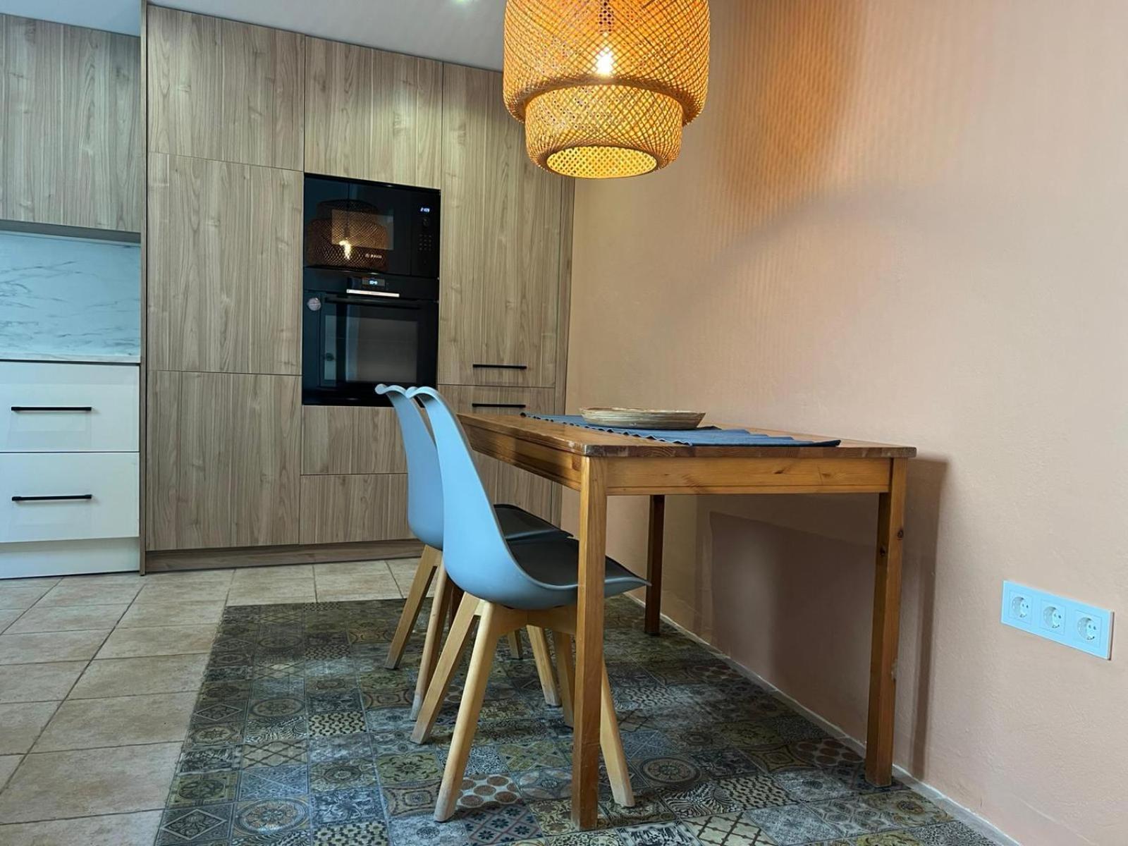 Lägenhet Six By Caleta Homes