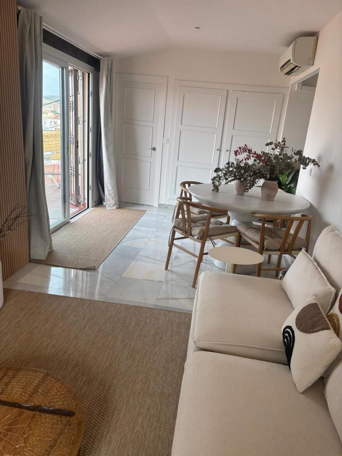 Six By Caleta Homes Apartment